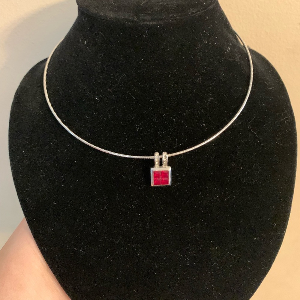 Elegant Silver Necklace with Red Pendant